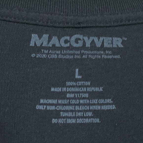 MacGyver Season Three Episode Eight VHS Graphic T-shirt size Large - Picture 3 of 4